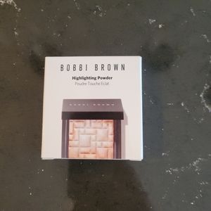 Bobbi Brown highlighting powder NIB